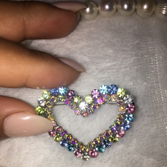 Brooch & Earrings from a shop in Athens, Greece - Picture 3 of 6